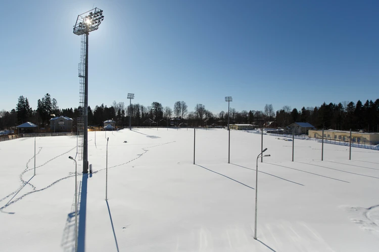 сборная англии официально забронировала meadowbrook park для предстоящих матчей и тренировок. узнайте все подробности и новости!